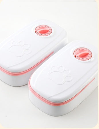 Distributeur de nourriture avec minuteur intelligent pour chiens et chats.